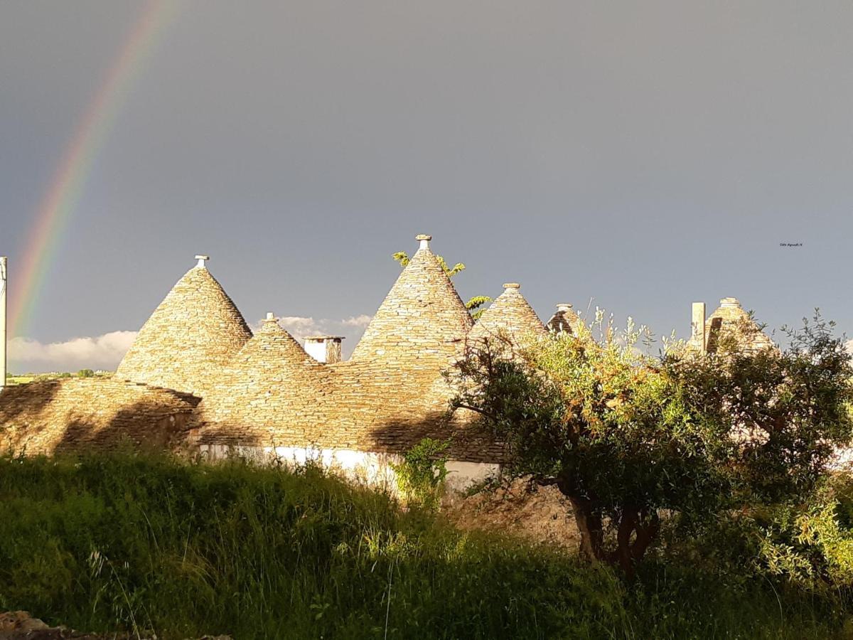 Alberobello Casa Vacanze - Pathos Tra I Trulli Villa Exterior foto
